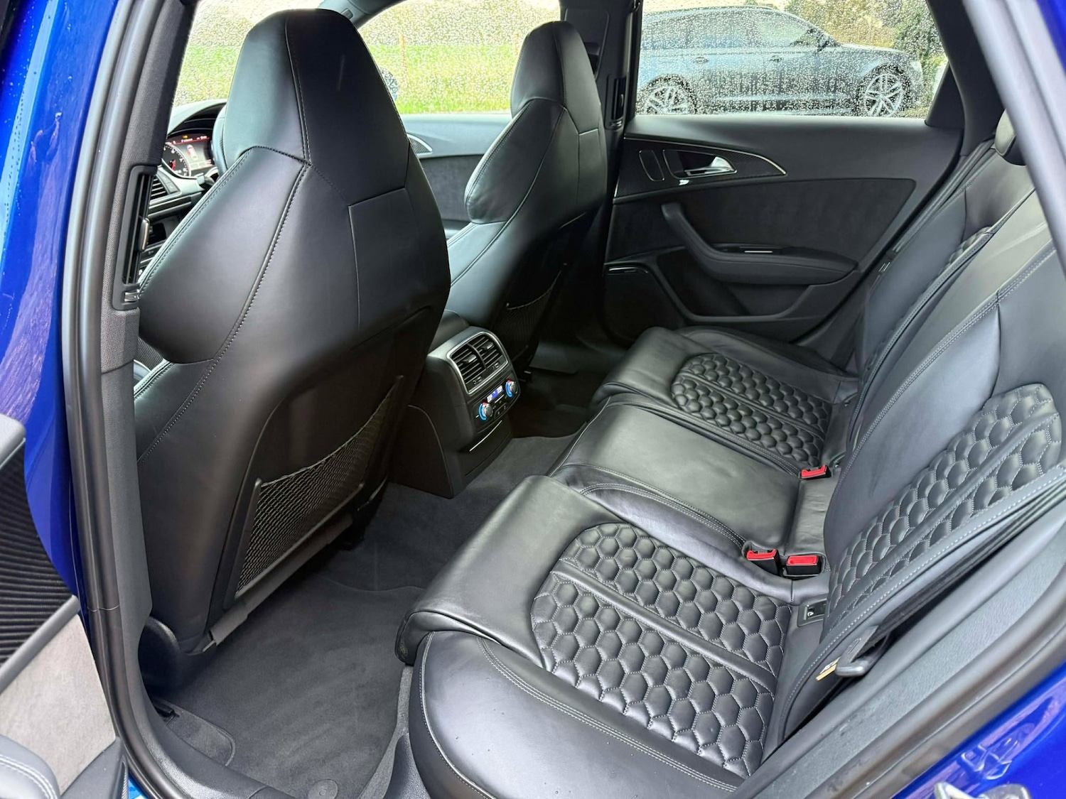 Used Audi RS6 2017 for sale - 76615659: Photo 17