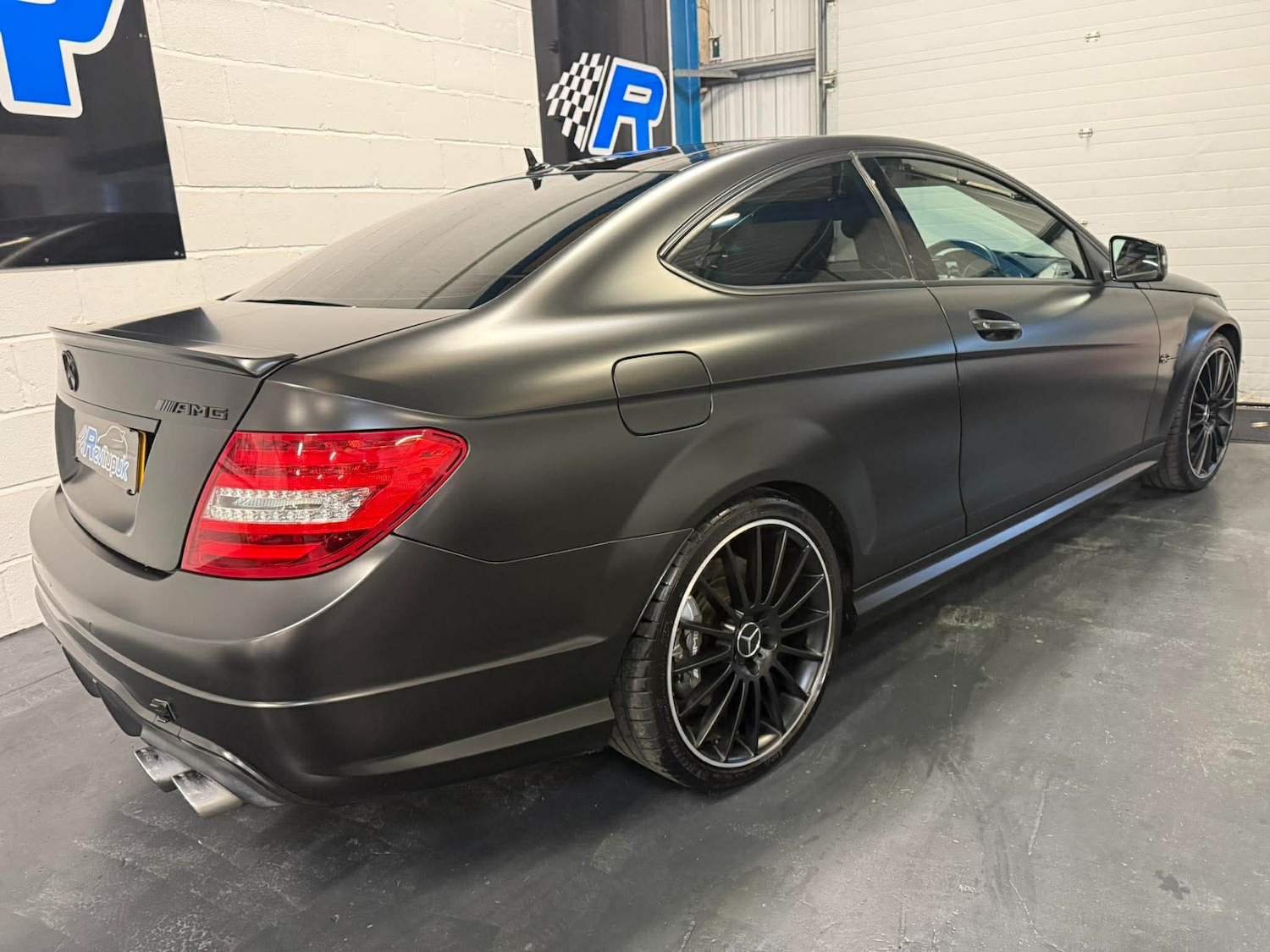 Used Mercedes-Benz C Class 2013 for sale - 77643872: Photo 8