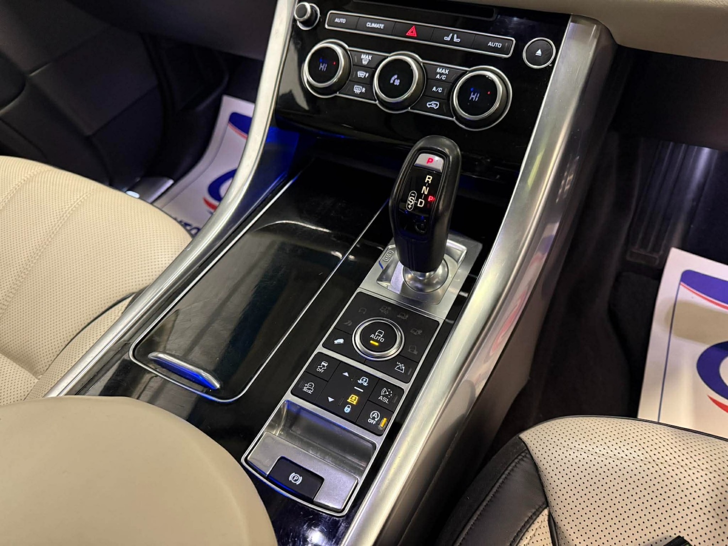 Used Land Rover Range Rover Sport 2016 for sale - 77592414: Photo 10