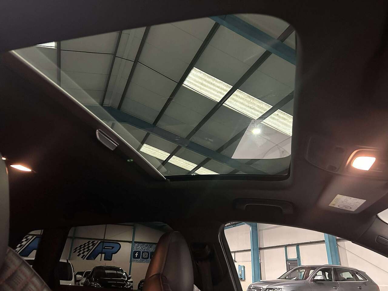 Used Audi RS3 2015 for sale - 76577739: Photo 4