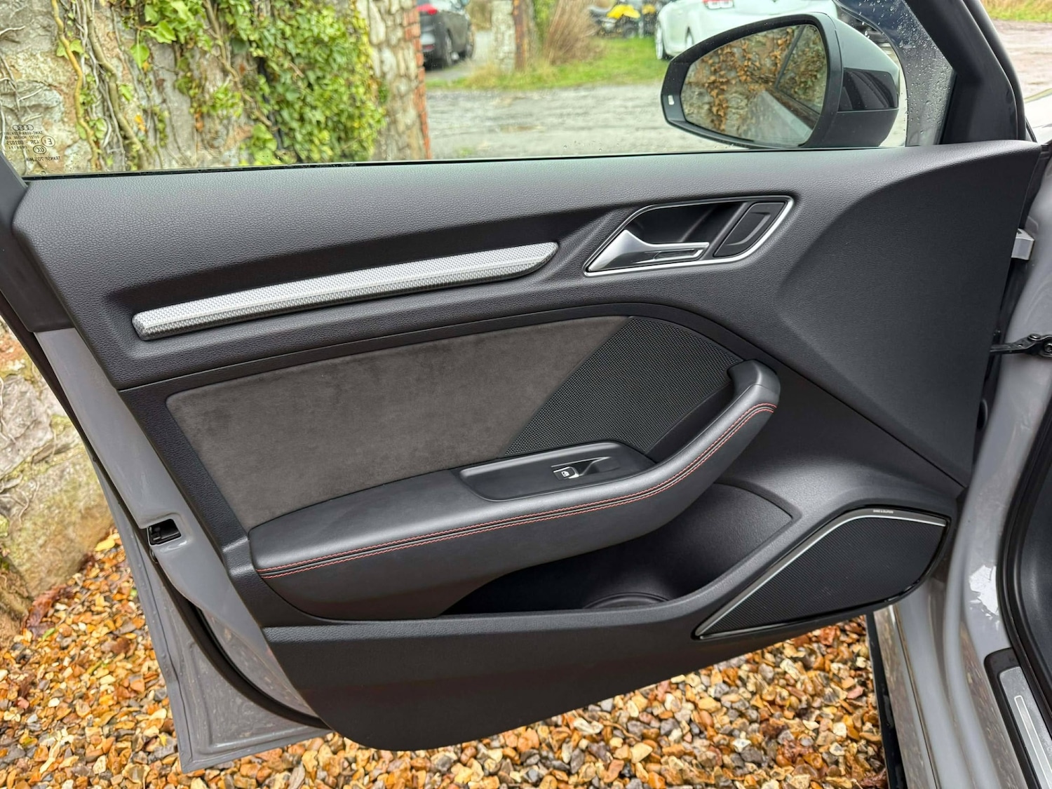 Used Audi RS3 2017 for sale - 77028334: Photo 6