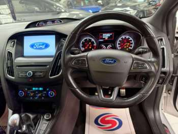 Used Ford Focus 2015 for sale - 74761384: Photo