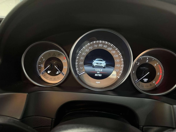 Used Mercedes-Benz E-Class 2013 for sale - 76249921: Photo 7