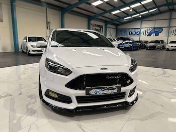Used Ford Focus 2016 for sale - 76603015: Photo