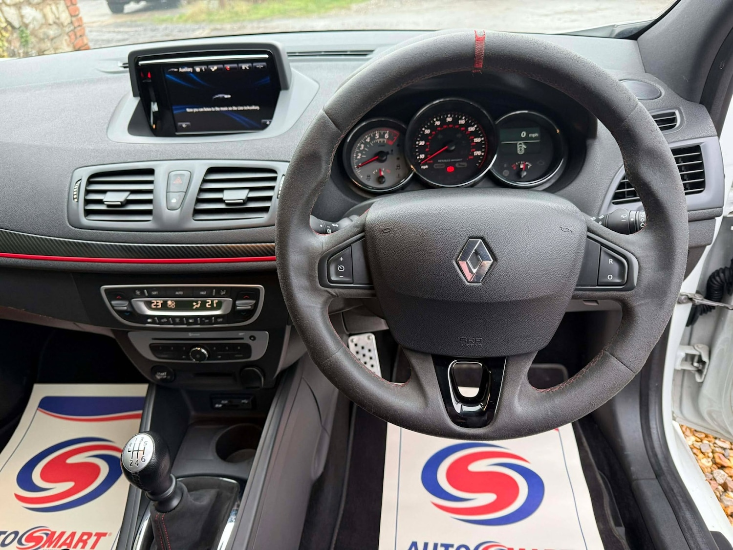 Used Renault Megane 2014 for sale - 77028225: Photo 12