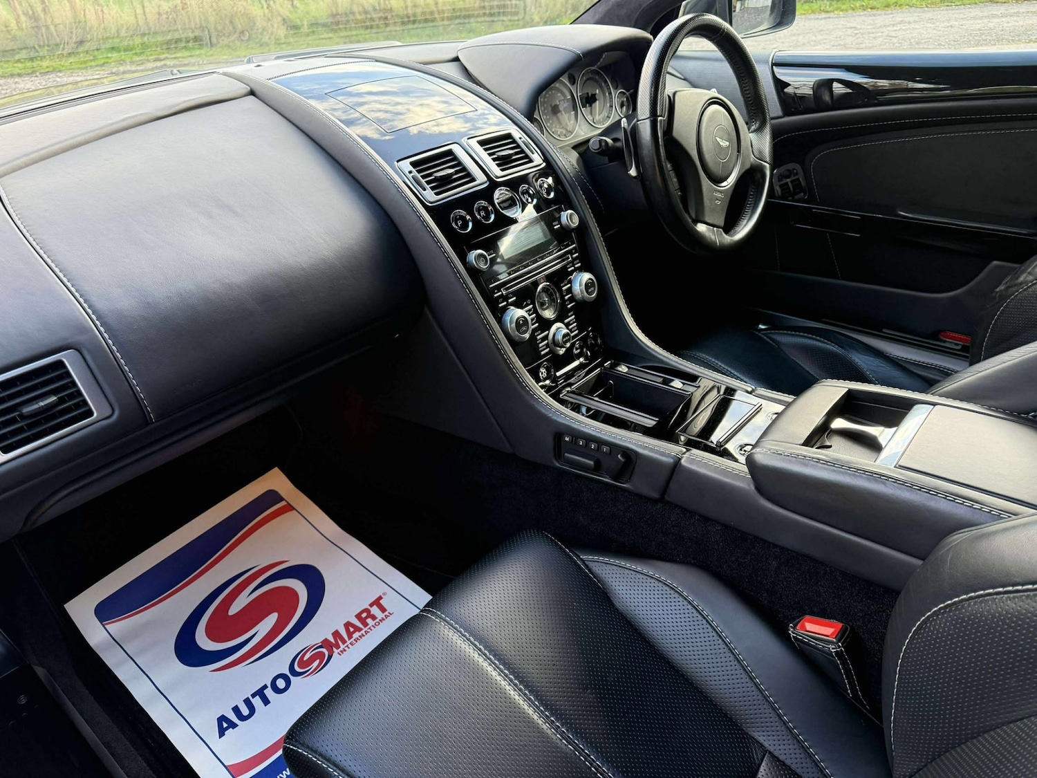 Used Aston Martin DB9 2012 for sale - 77395075: Photo 17