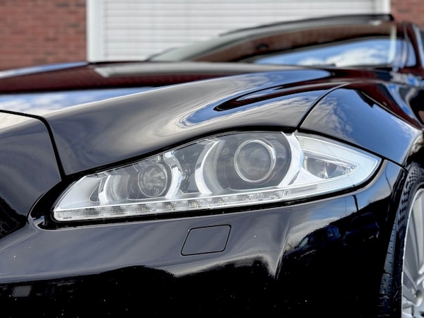 Used Jaguar XJ 2012 for sale - 69725526: Photo 16
