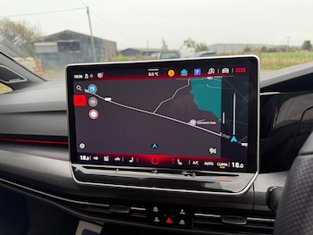 Used Volkswagen Golf 2024 for sale - 76987083: Photo