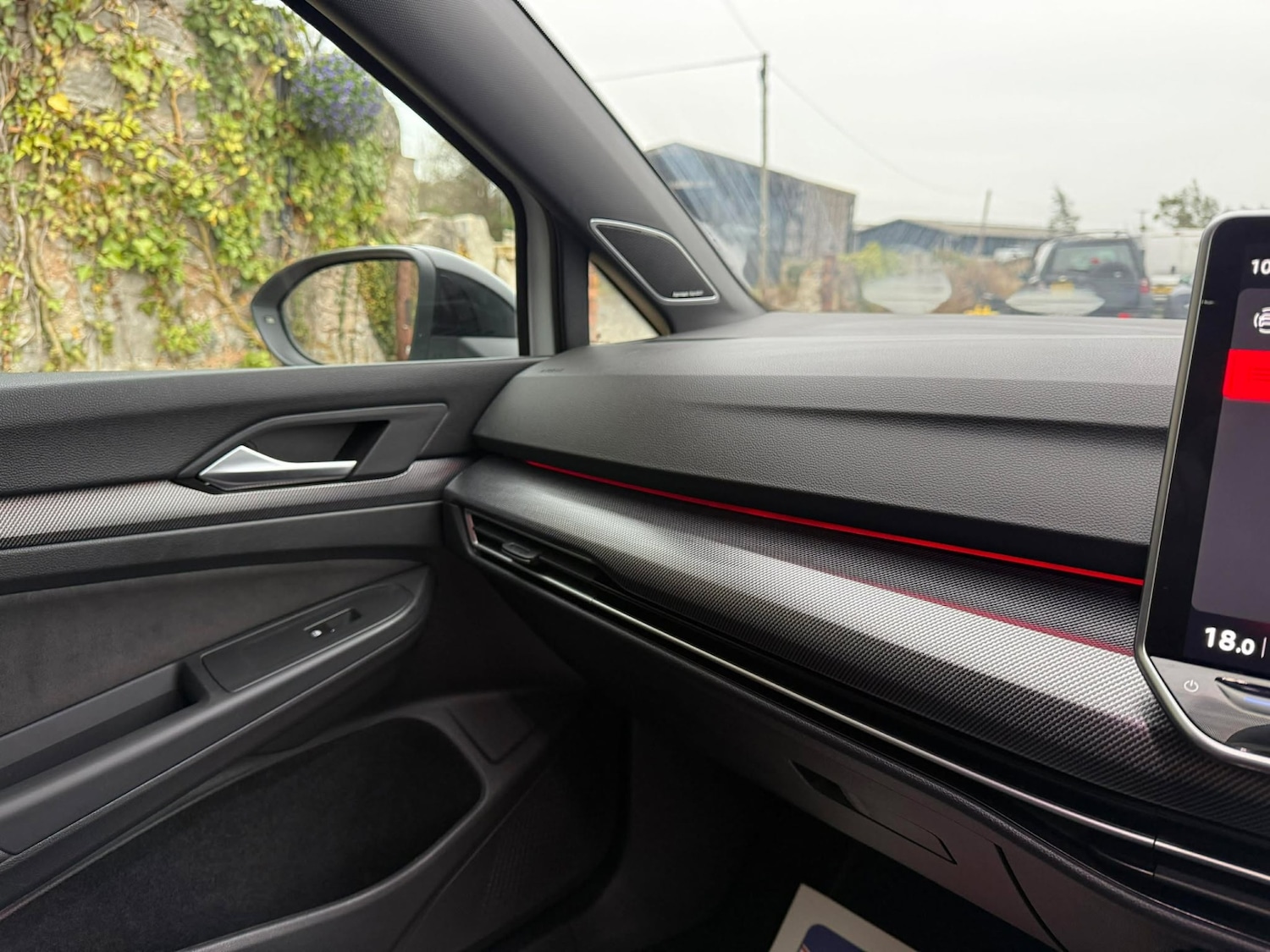 Used Volkswagen Golf 2024 for sale - 76987083: Photo 9