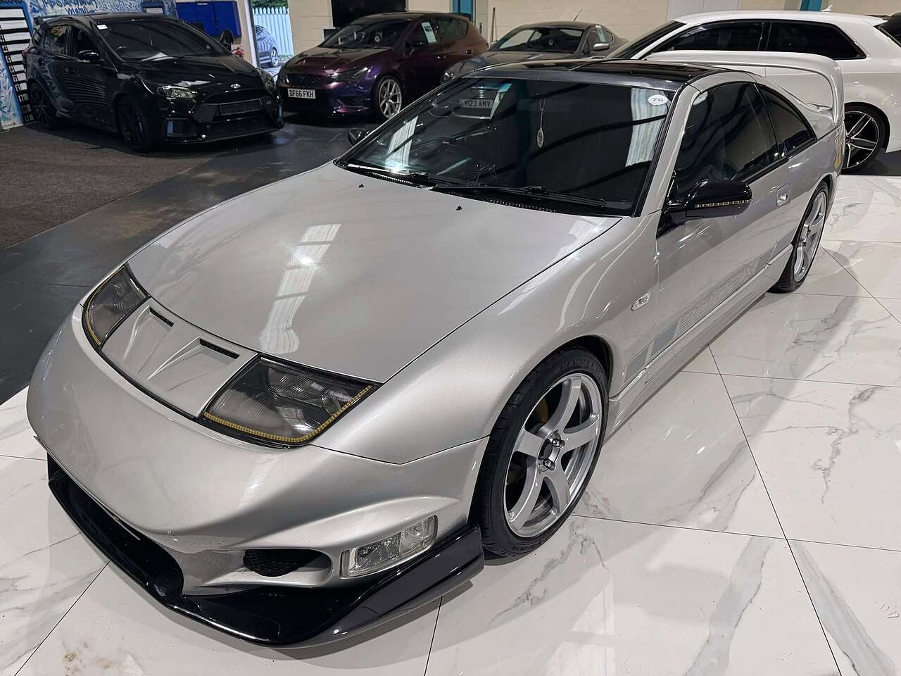Used Nissan 300 ZX 2008 for sale - 76583091: Photo 6