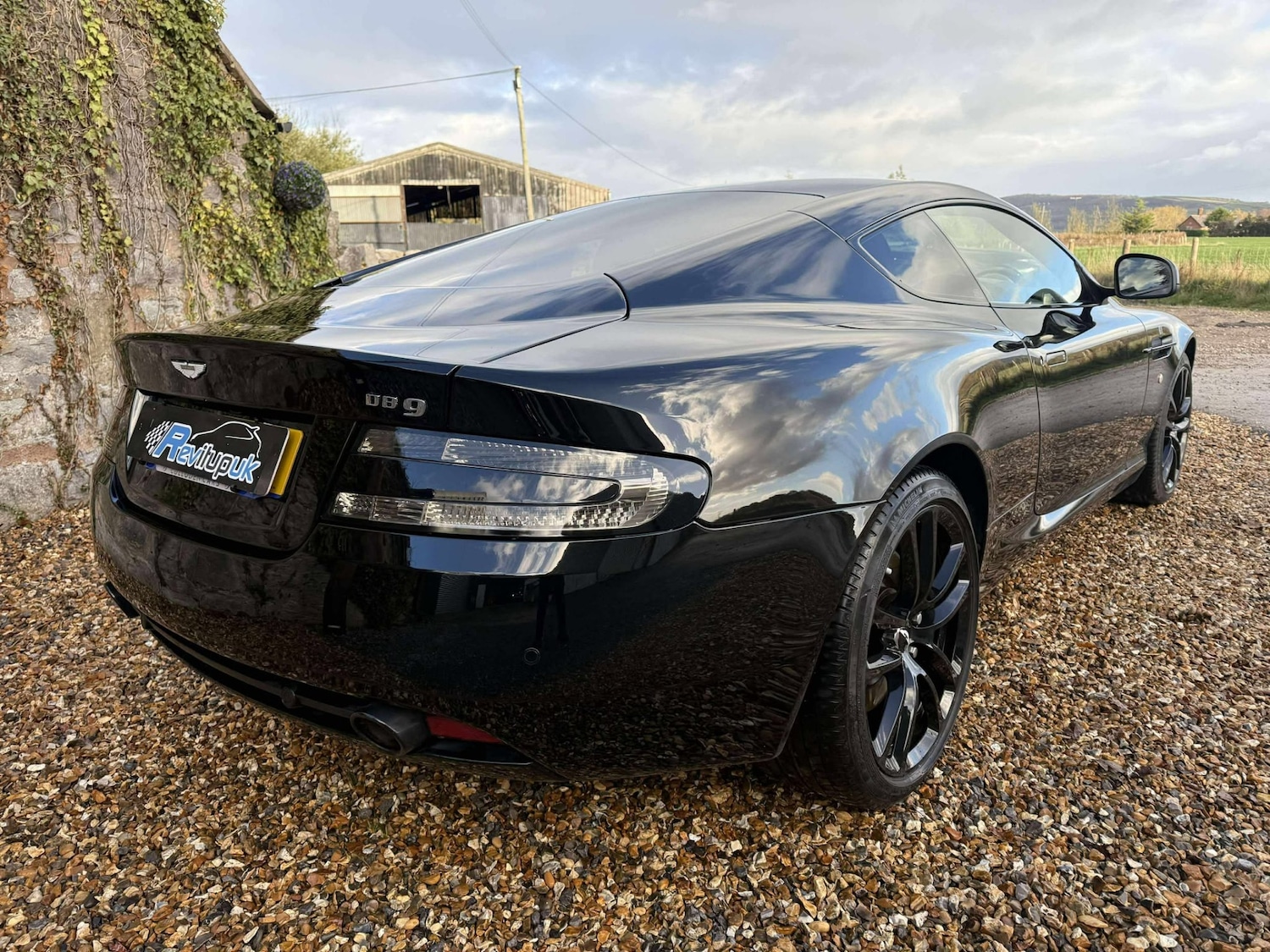 Used Aston Martin DB9 2012 for sale - 76569372: Photo 17