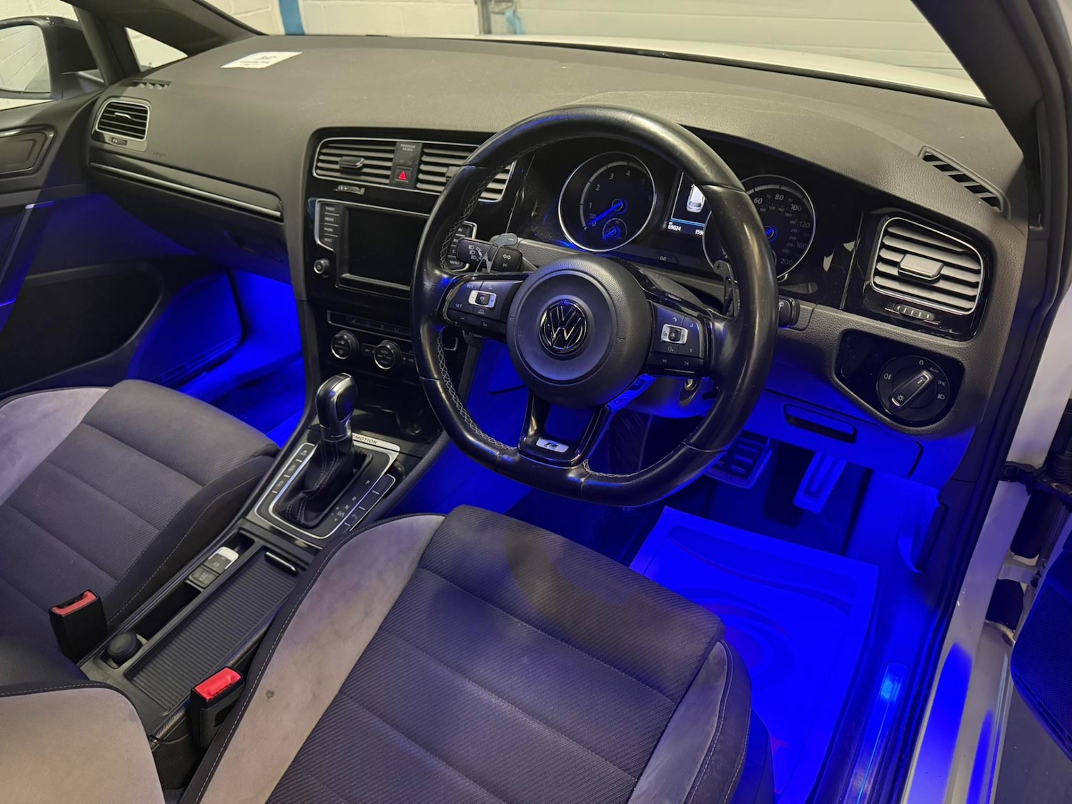 Used Volkswagen Golf 2016 for sale - 77781975: Photo 5