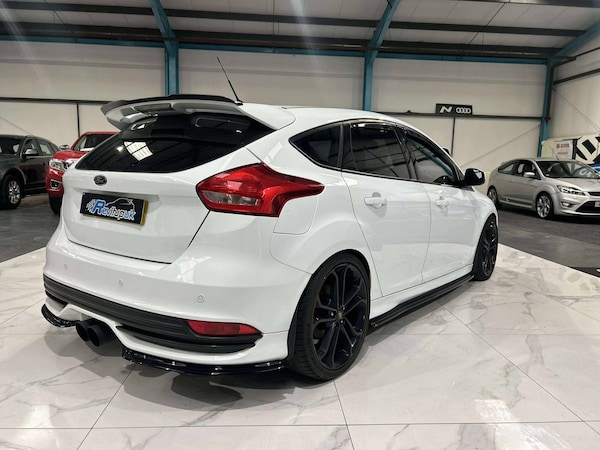Used Ford Focus 2016 for sale - 76268631: Photo 14