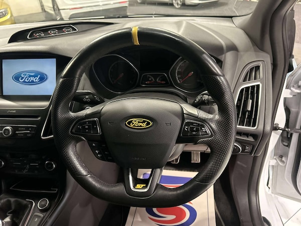 Used Ford Focus 2016 for sale - 76268631: Photo 7