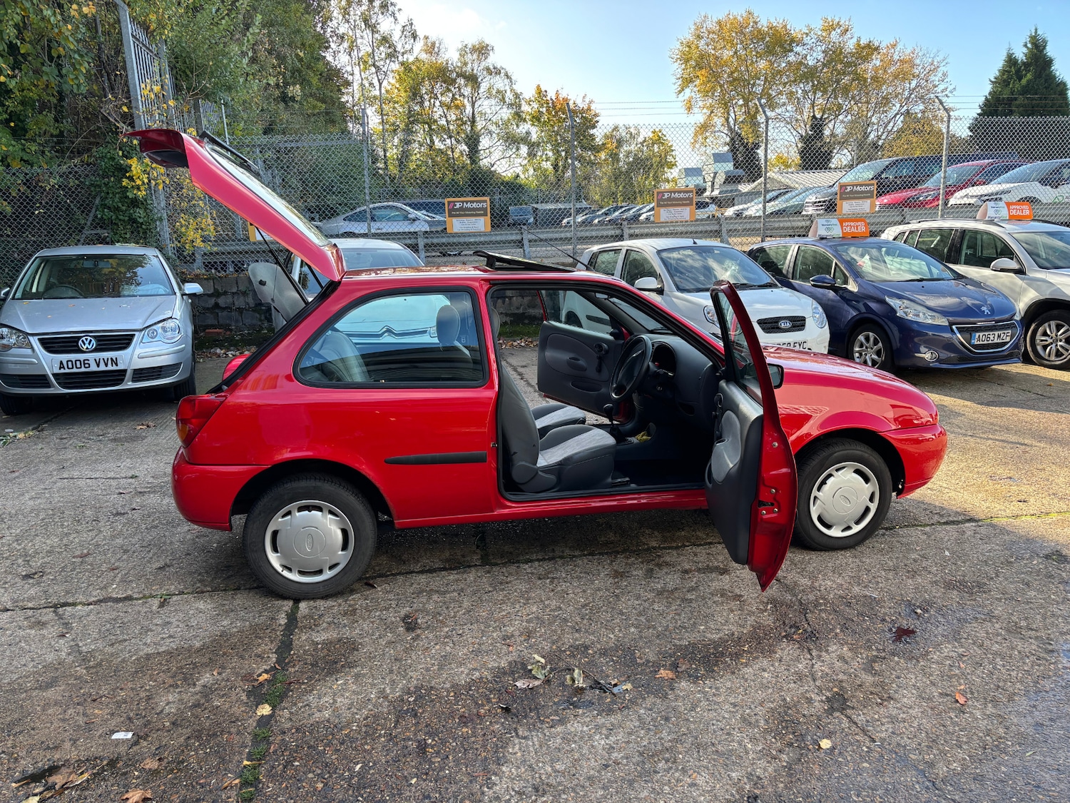 Used Ford Fiesta 1999 for sale - 77392360: Photo 3