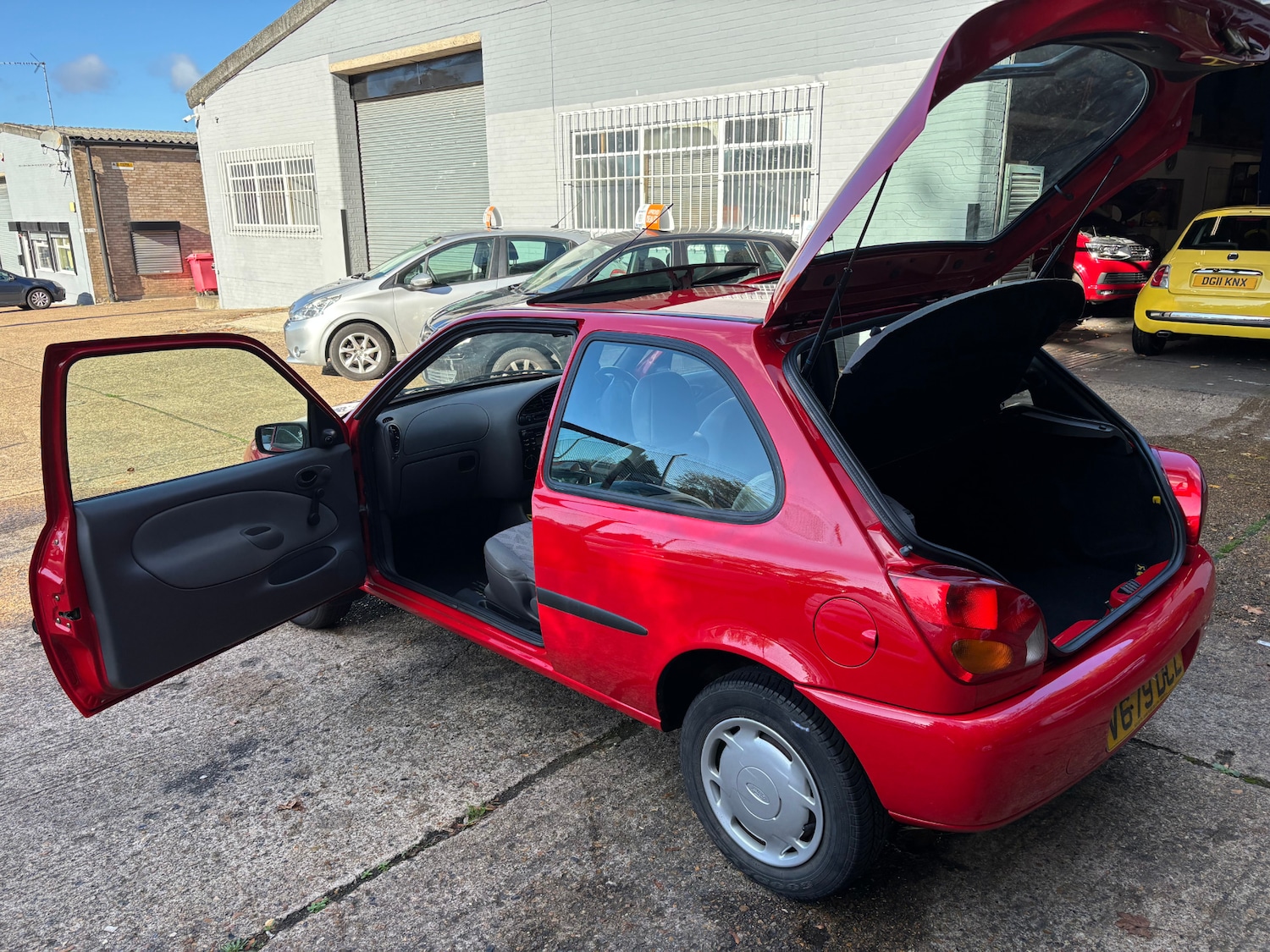 Used Ford Fiesta 1999 for sale - 77392360: Photo 5