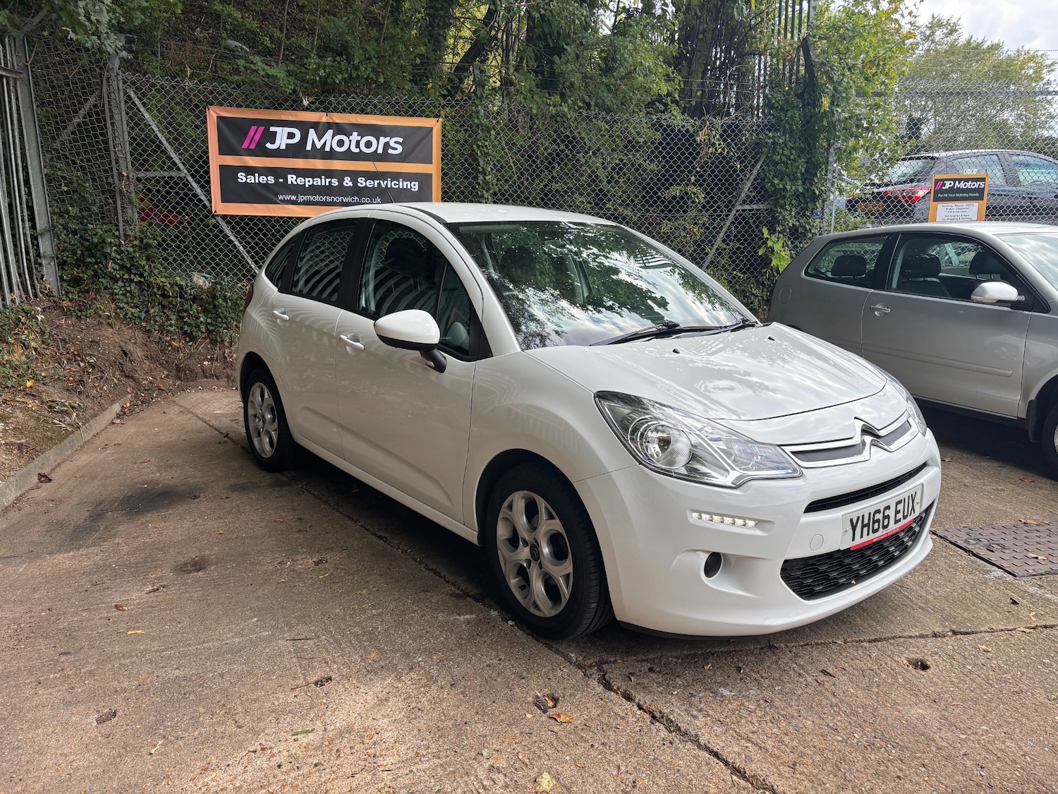 Used Citroen C3 2016 for sale - 76091931: Photo 3