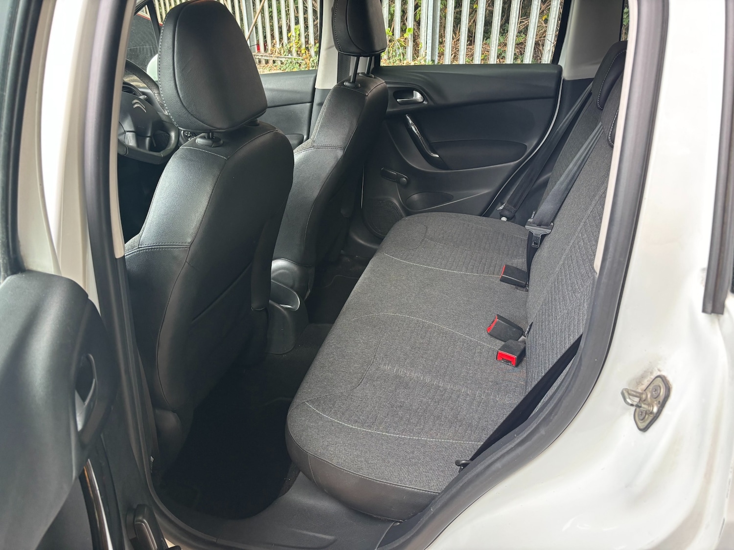 Used Citroen C3 2016 for sale - 76091931: Photo 8