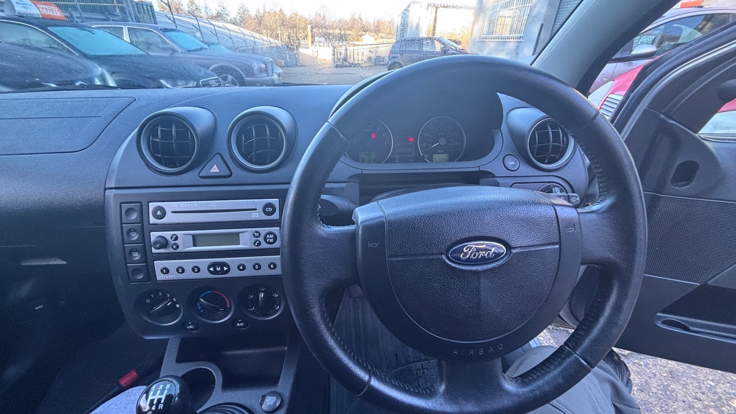 Used Ford Fiesta 2005 for sale - 77282502: Photo 10