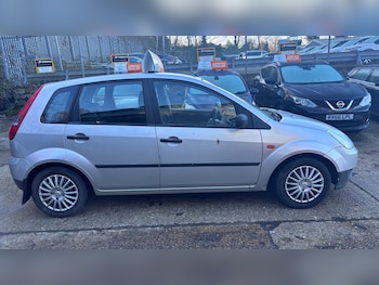 Used Ford Fiesta 2005 for sale - 77282502: Photo