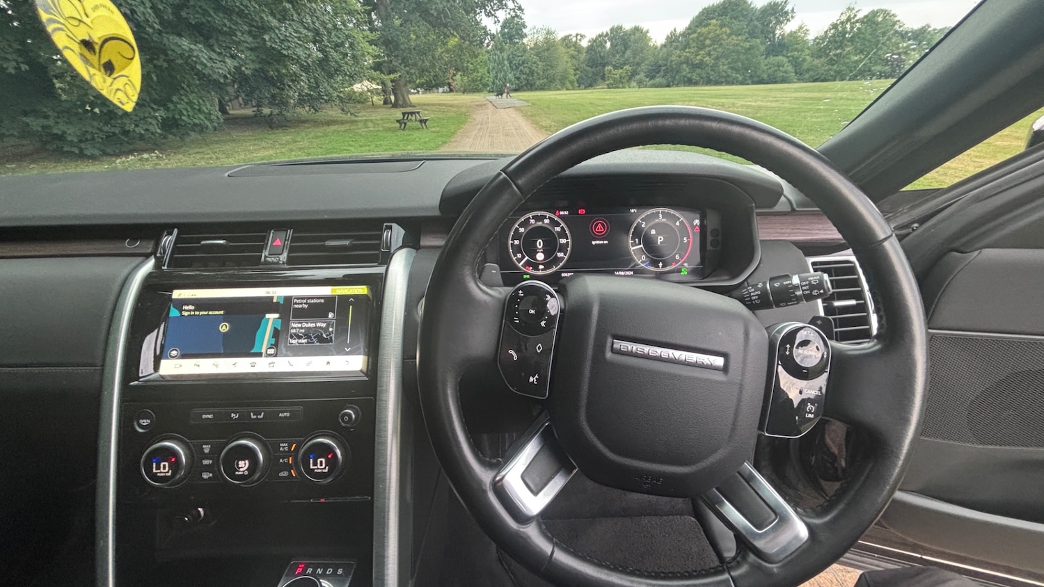 Used Land Rover Discovery 2019 for sale - 77903875: Photo 10