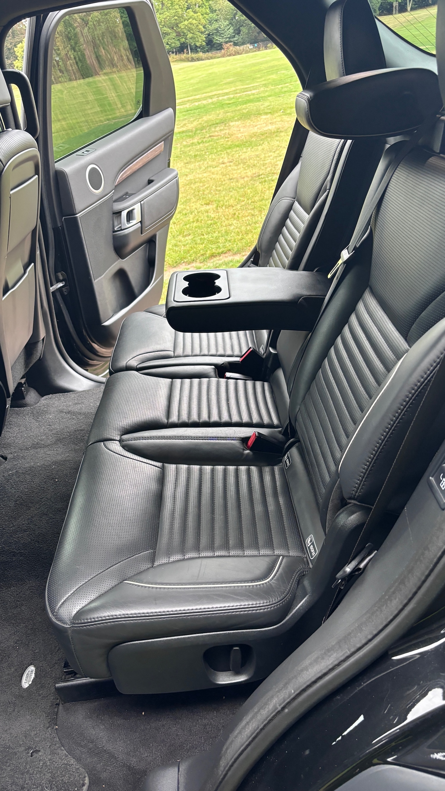 Used Land Rover Discovery 2019 for sale - 77903875: Photo 16