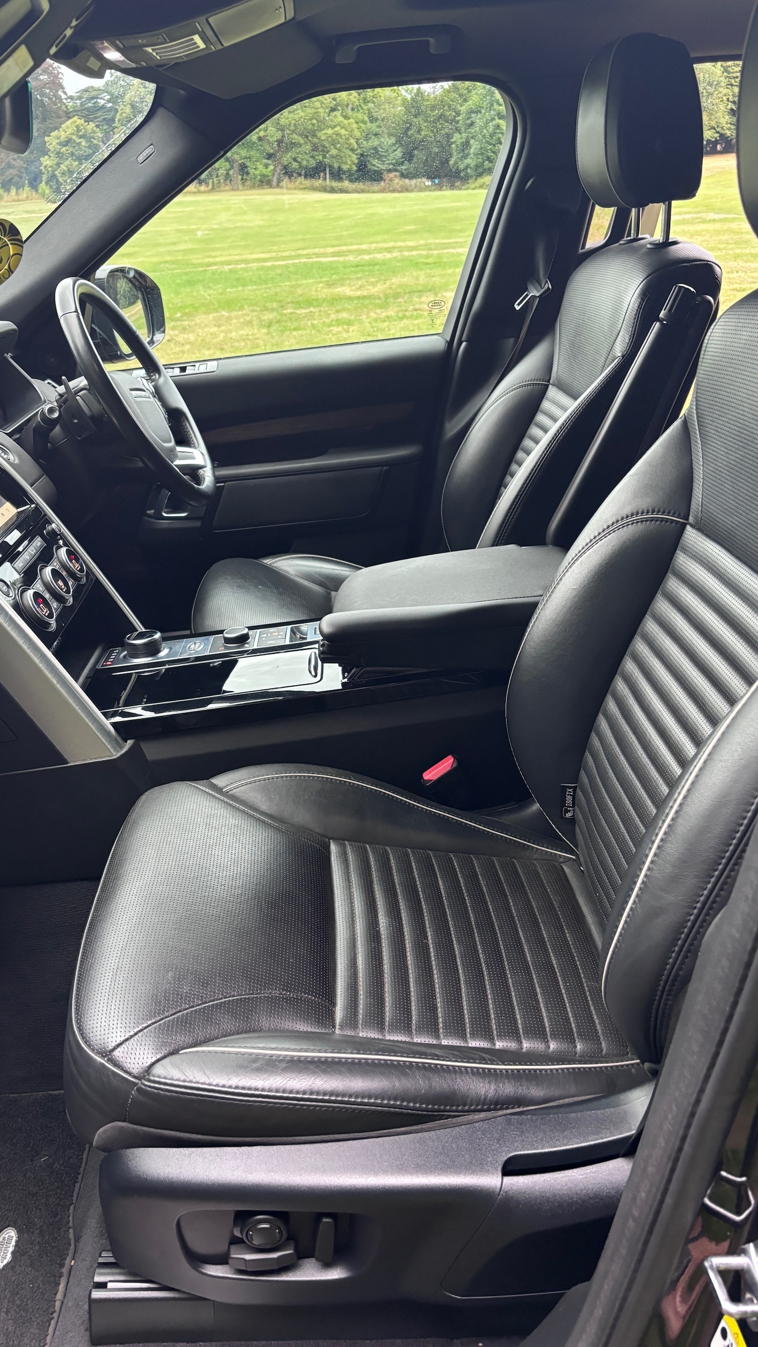 Used Land Rover Discovery 2019 for sale - 77903875: Photo 22