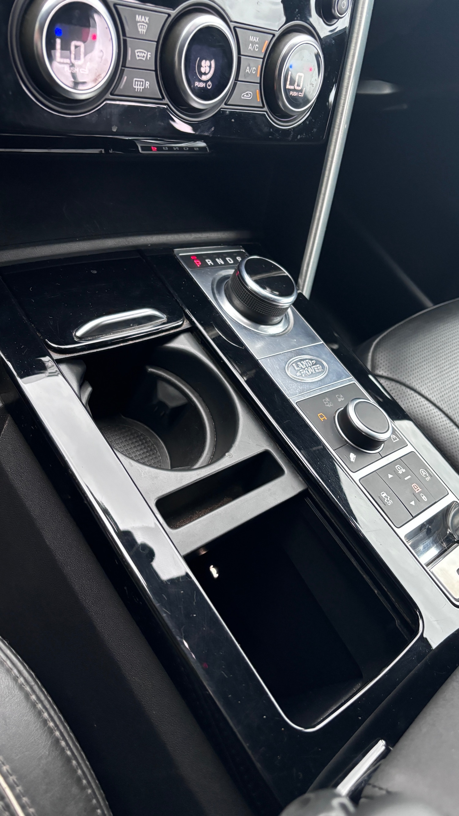 Used Land Rover Discovery 2019 for sale - 77903875: Photo 23