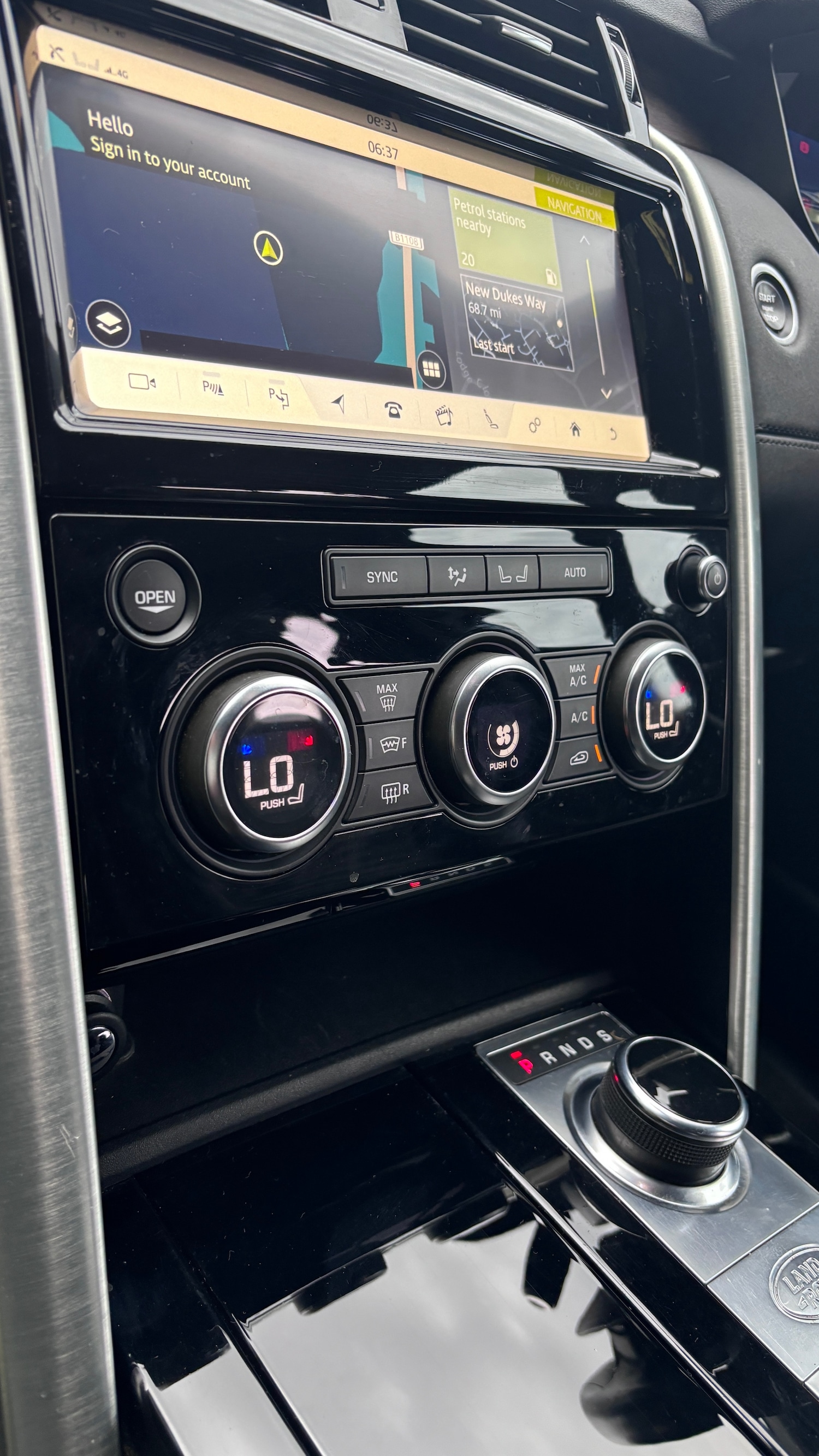 Used Land Rover Discovery 2019 for sale - 77903875: Photo 24