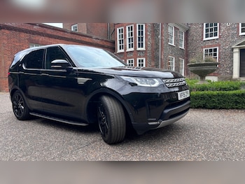 Used Land Rover Discovery 2019 for sale - 77903875: Photo