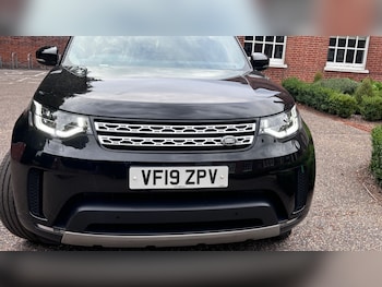 Used Land Rover Discovery 2019 for sale - 77903875: Photo