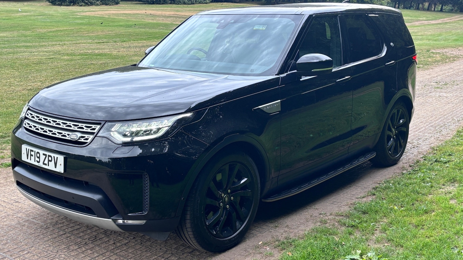 Used Land Rover Discovery 2019 for sale - 77903875: Photo 6