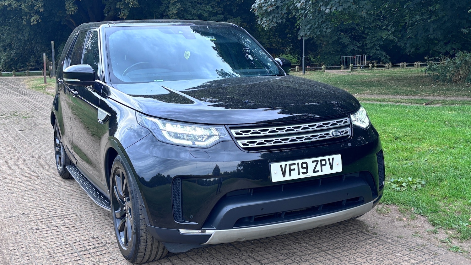 Used Land Rover Discovery 2019 for sale - 77903875: Photo 8