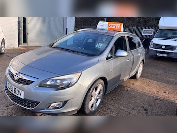 Used Vauxhall Astra 2011 for sale - 77199219: Photo