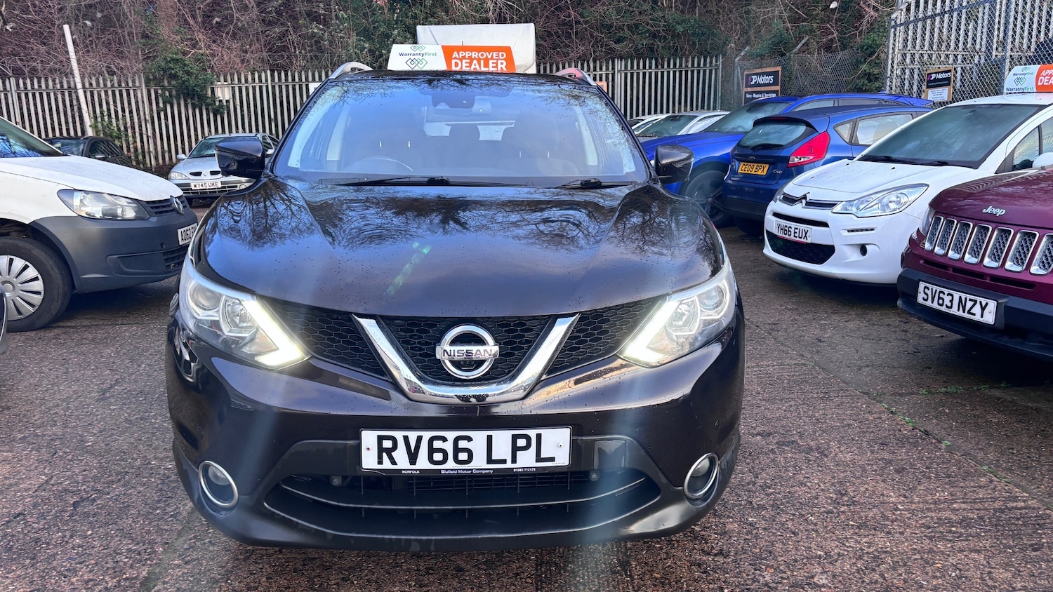 Used Nissan Qashqai 2016 for sale - 77025314: Photo 2