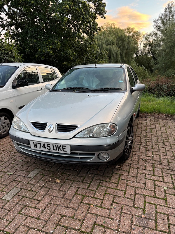 Used Renault Megane 2000 for sale - 76299021: Photo 1