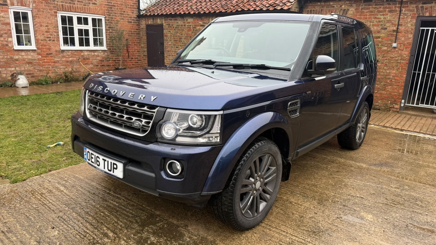 Used Land Rover Discovery 2016 for sale - 77264651: Photo 2