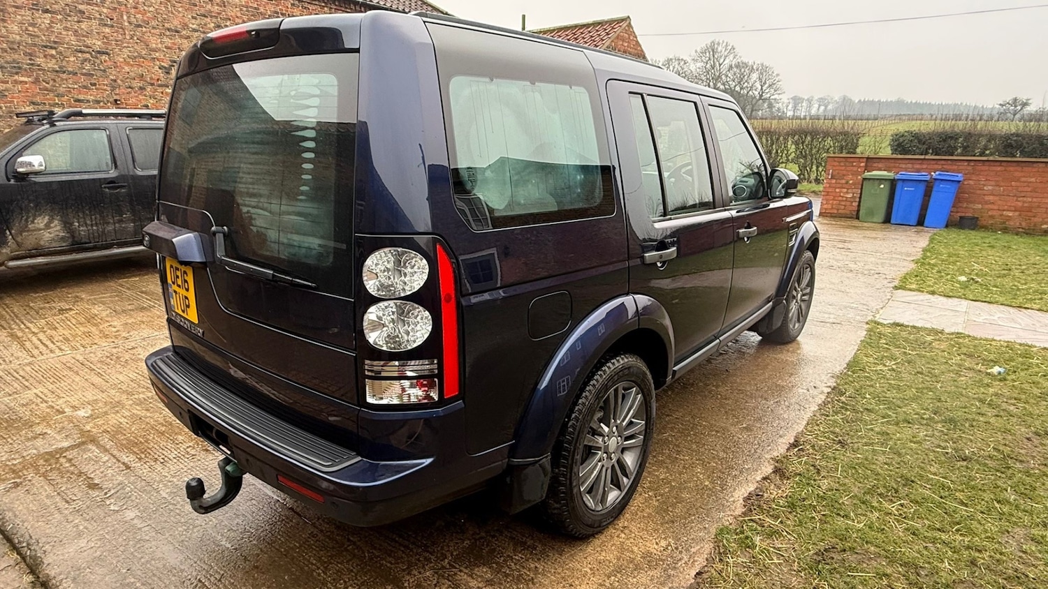 Used Land Rover Discovery 2016 for sale - 77264651: Photo 3