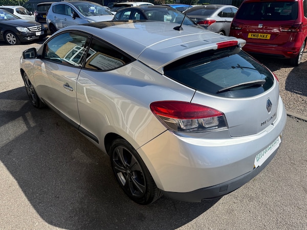 Used Renault Megane 2010 for sale - 74694777: Photo 3