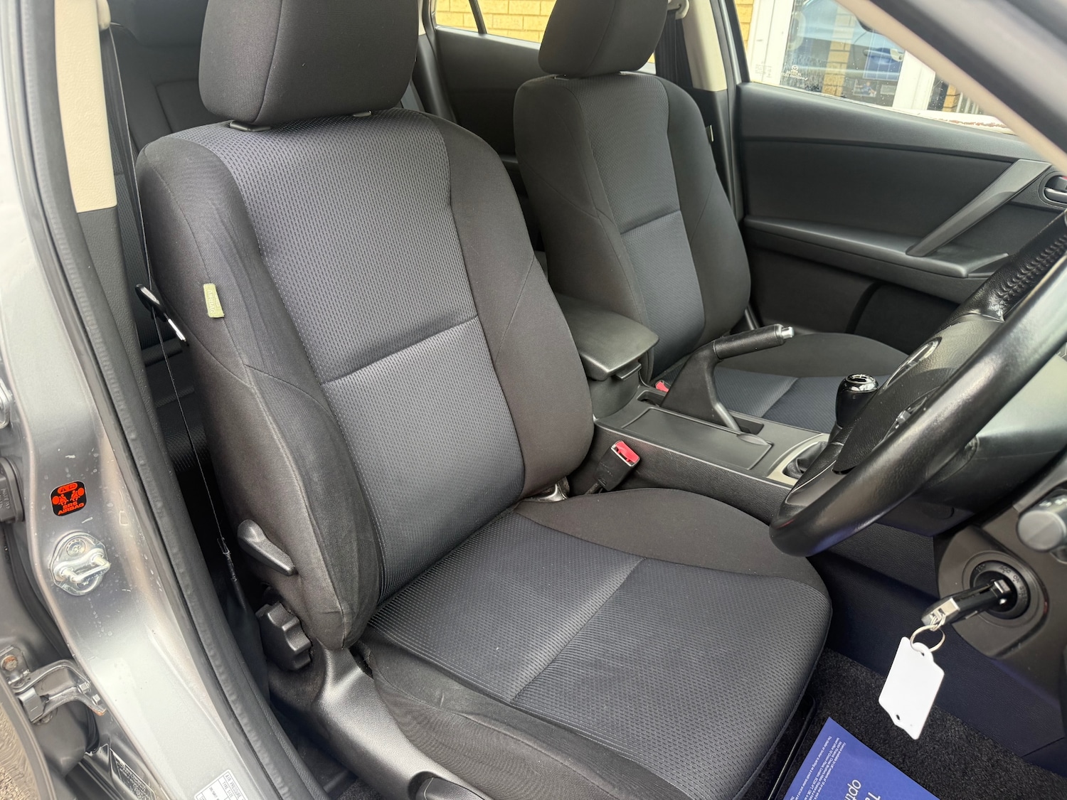 Used Mazda Mazda3 2010 for sale - 75971147: Photo 6