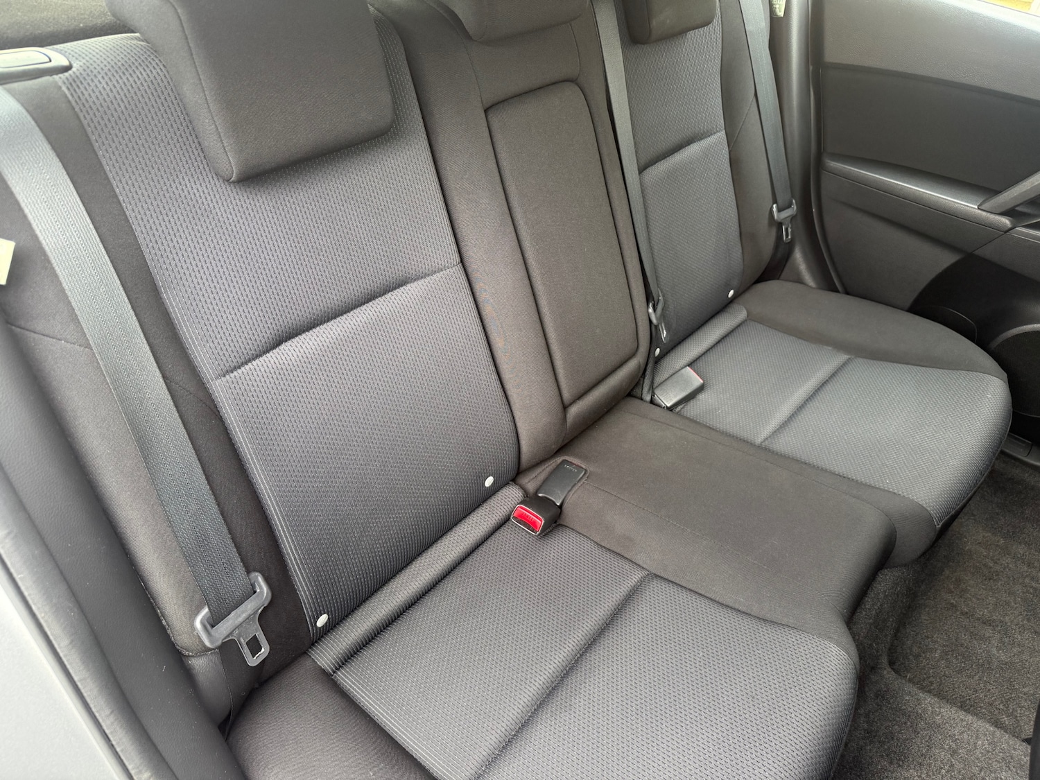 Used Mazda Mazda3 2010 for sale - 75971147: Photo 7