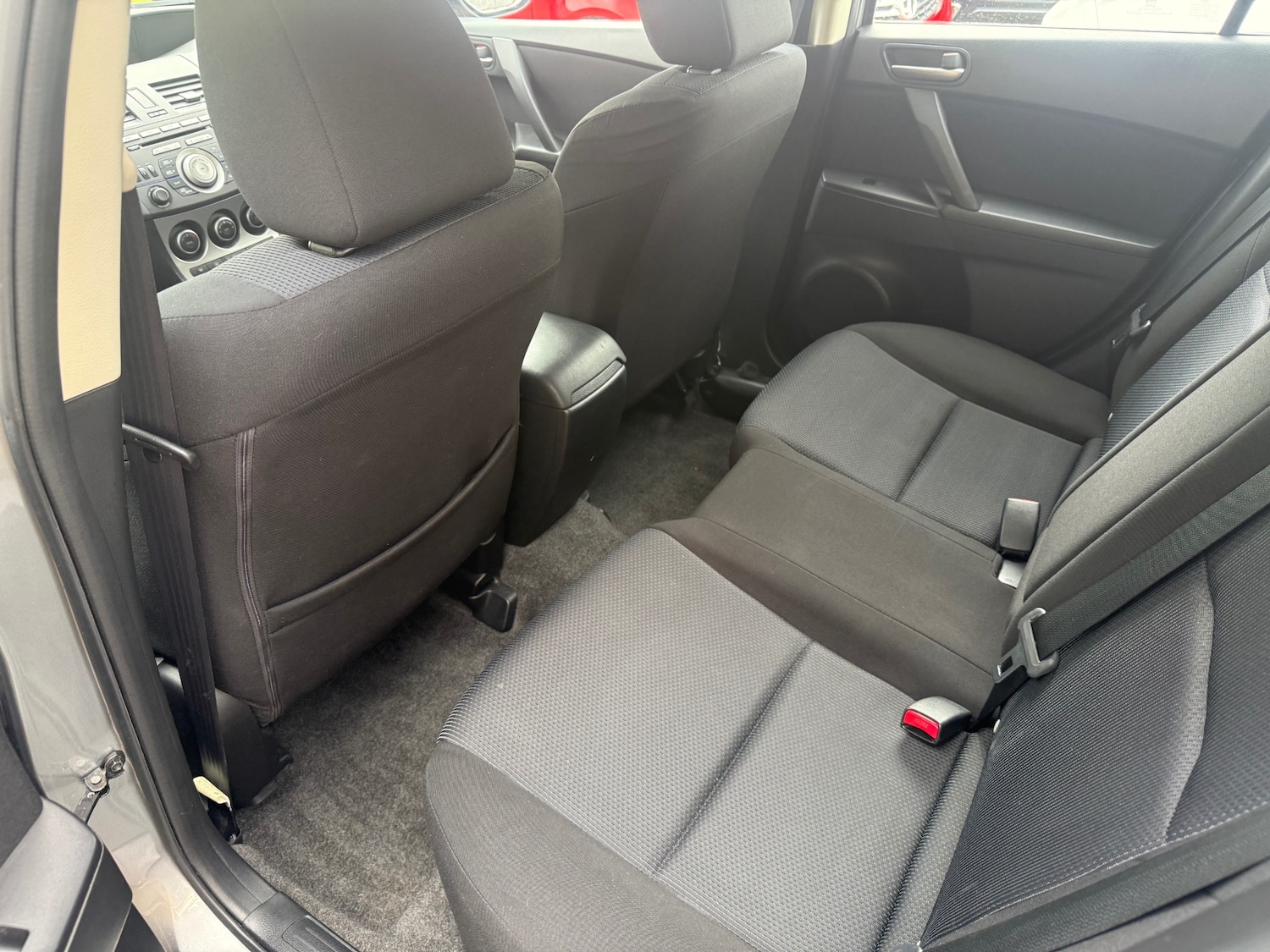 Used Mazda Mazda3 2010 for sale - 75971147: Photo 9