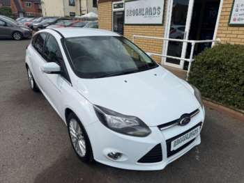 2011 (11) - 1.6 Zetec 5 Door