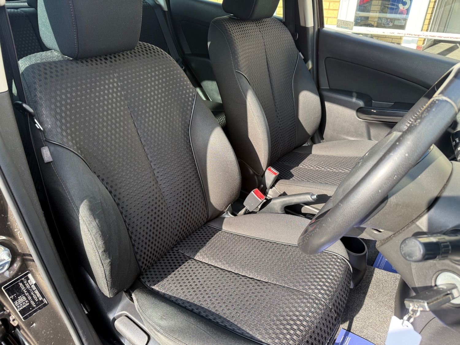 Used Mazda Mazda2 2014 for sale - 76232720: Photo 6