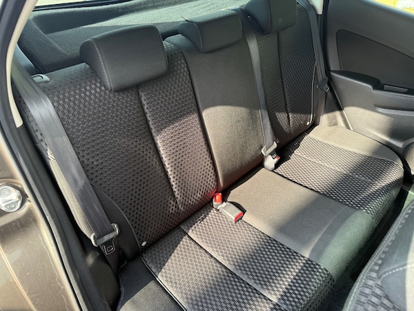 Used Mazda Mazda2 2014 for sale - 76232720: Photo 7