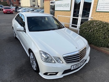 Mercedes-Benz - E Class