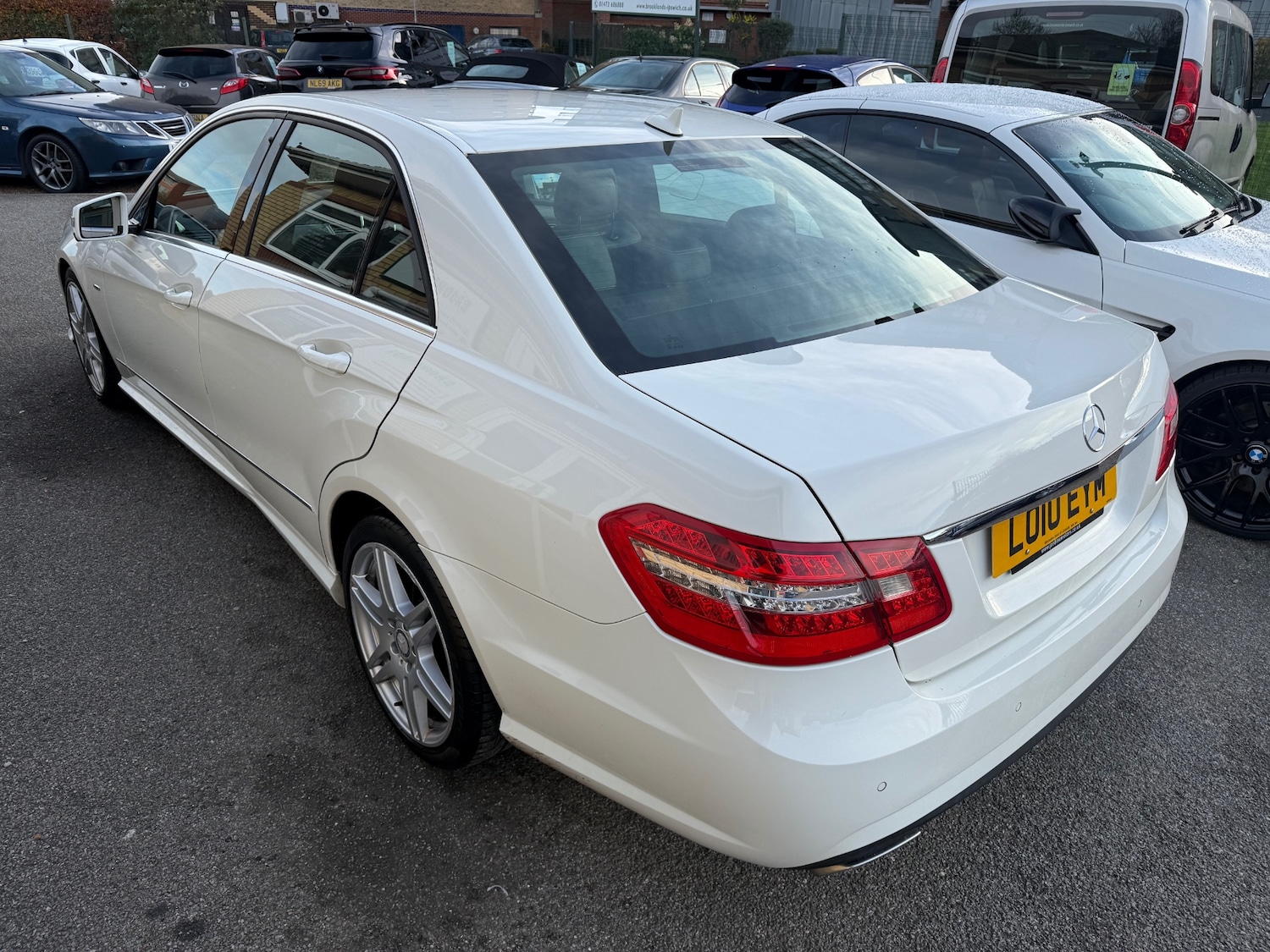 Used Mercedes-Benz E Class 2010 for sale - 76640076: Photo 3