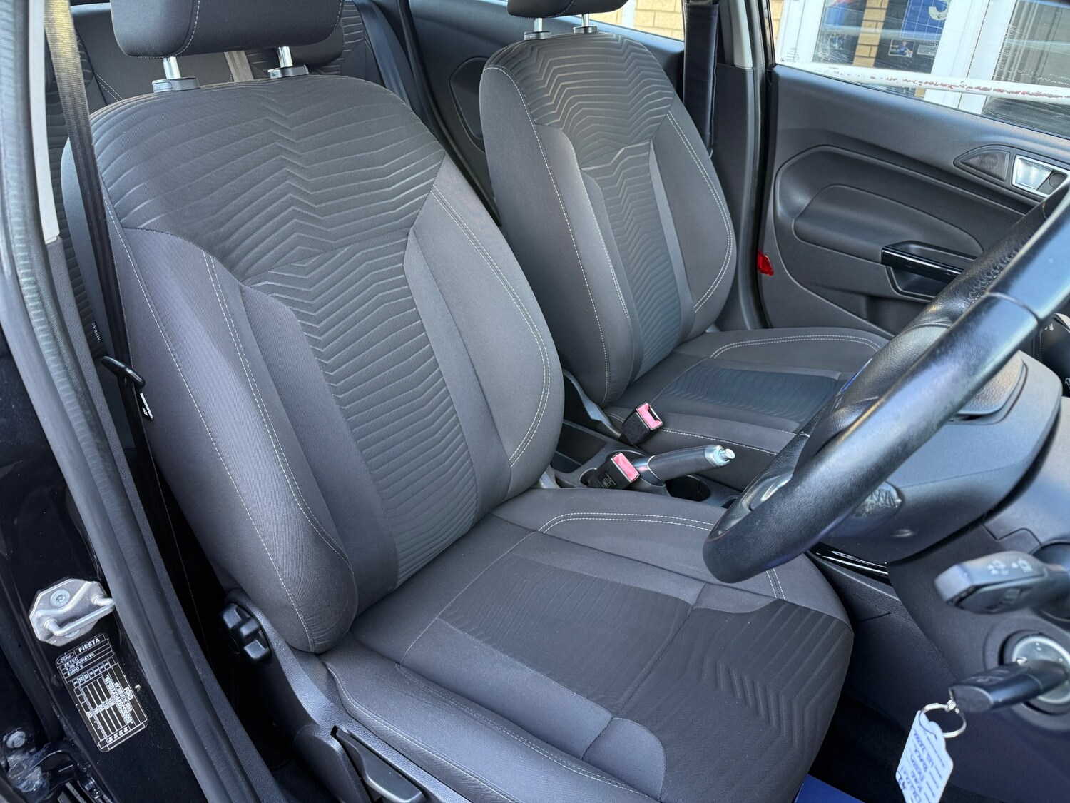 Used Ford Fiesta 2012 for sale - 76709185: Photo 6