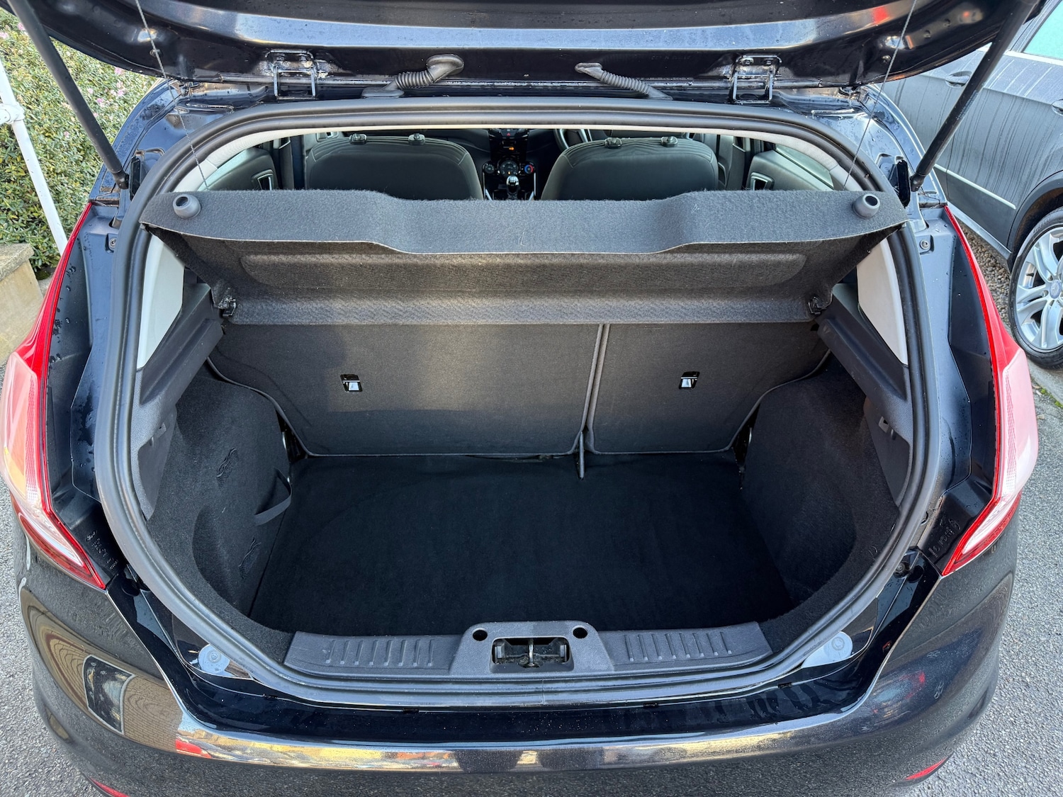 Used Ford Fiesta 2012 for sale - 76709185: Photo 8