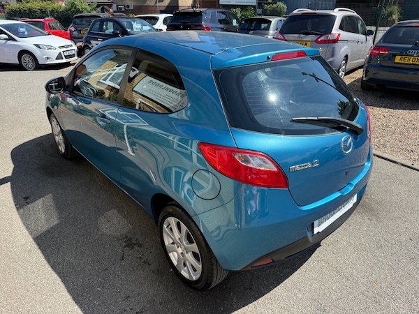 Used Mazda Mazda2 2011 for sale - 75229075: Photo 3